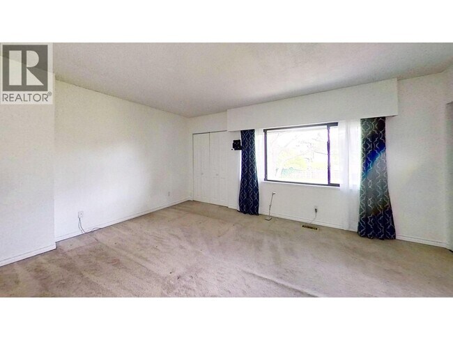 Photo du bâtiment - 9411 Glendower Dr