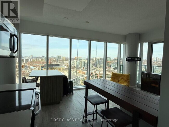 Photo du bâtiment - 150 E Liberty St