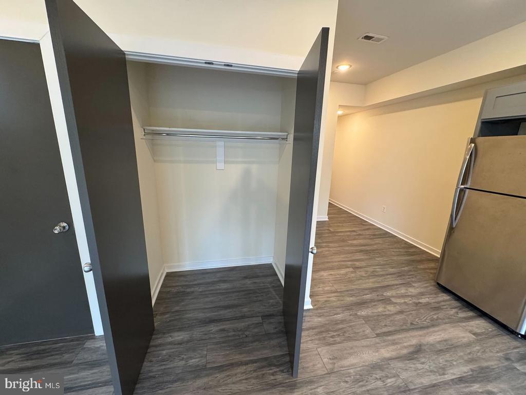 Foto principal - 5426 Chancellor St