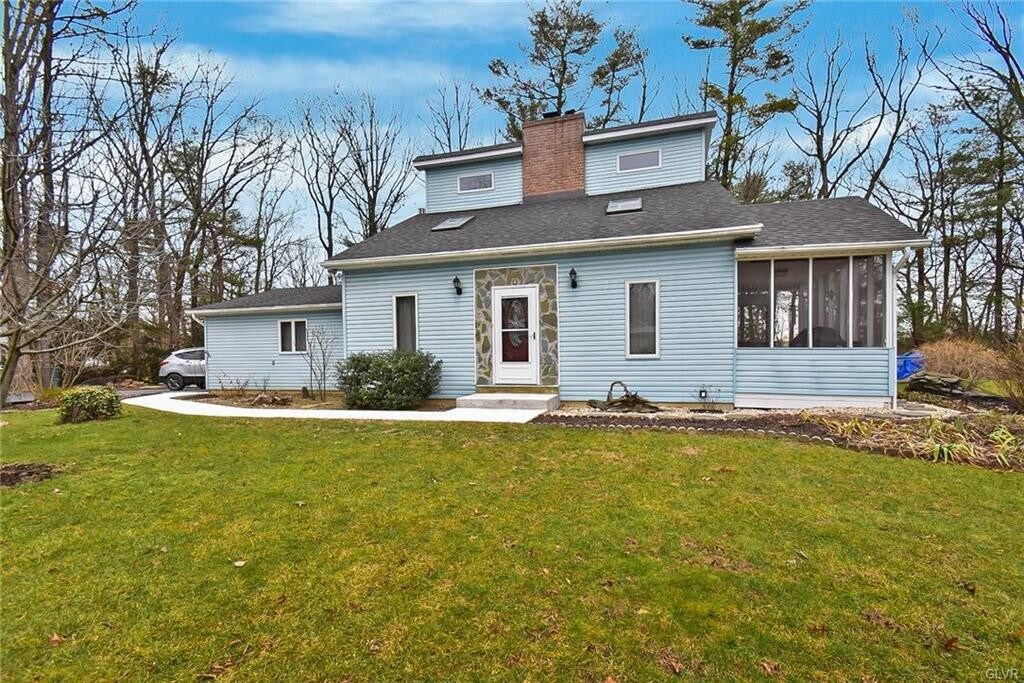 Foto principal - 2147 Rose Ln