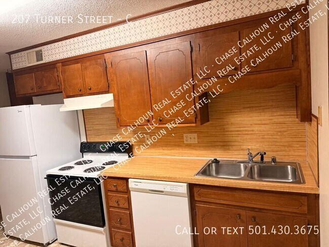 Foto del edificio - 207 Turner Ave