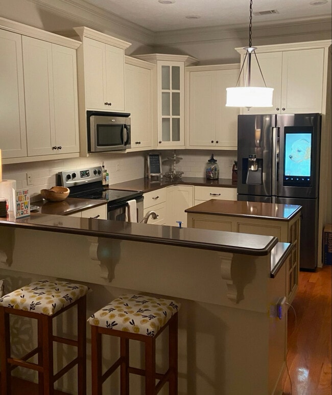 Foto del edificio - 1002 Mitchell Ln