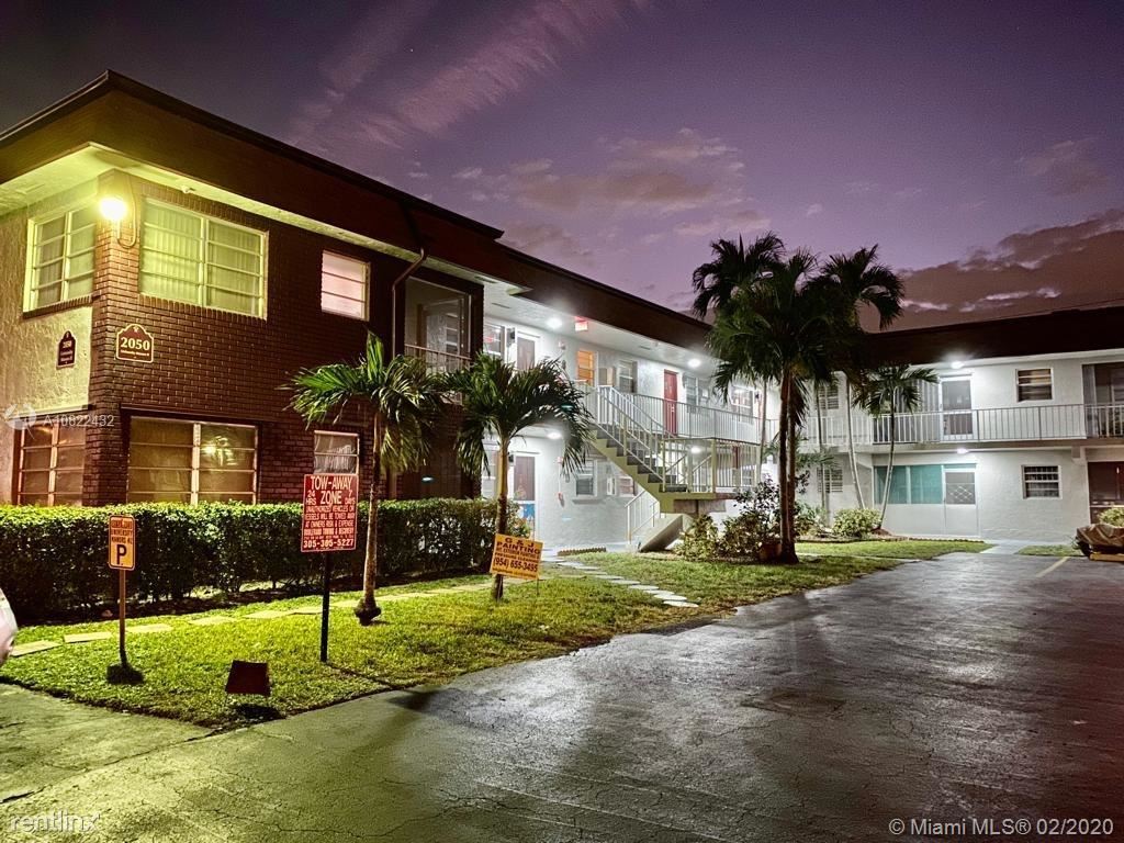 Primary Photo - 2 br, 2 bath Condo - 2050 NW 81st Ave