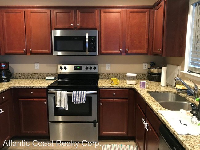 Foto del edificio - 3 br, 2 bath House - 134 Marstons Lane