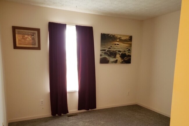 Foto del edificio - 1011 Brookwood Dr