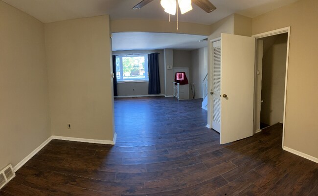 Building Photo - 12542 Knights Terrace