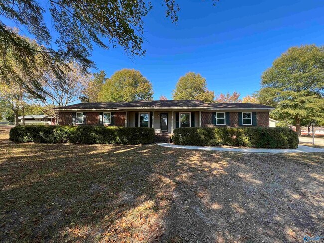 Foto del edificio - 23095 Kennedy Rd