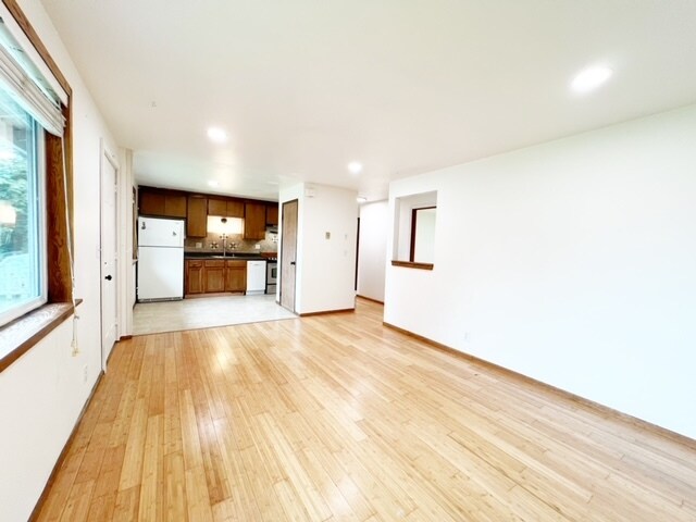 Foto del edificio - 5237 Beach Dr