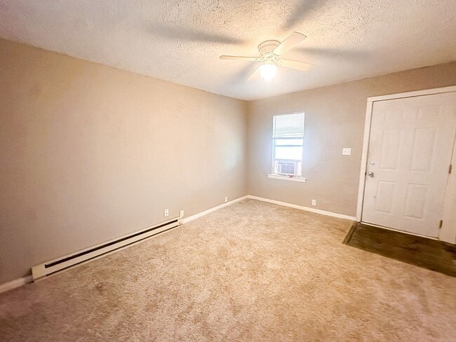 Building Photo - 253 S Dearborn St