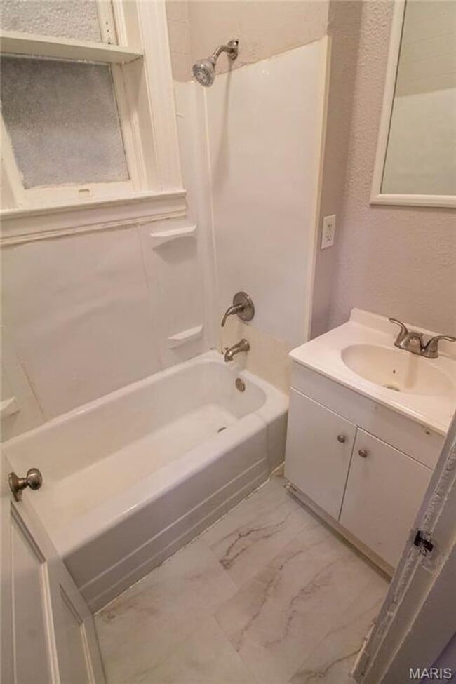 Foto del edificio - Dover