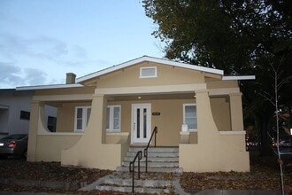 Building Photo - 3031 I St