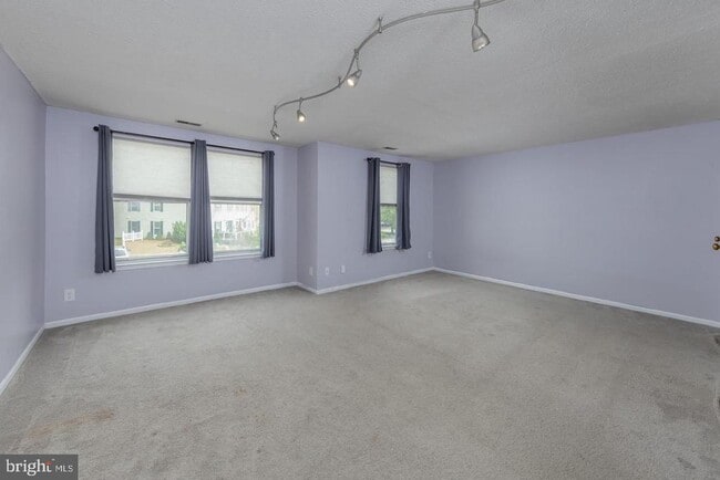Foto del edificio - 2307 Greenwood Dr