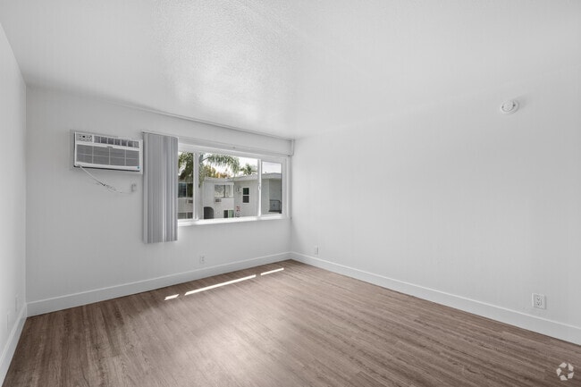 Studio - 450SF - Living Room - Riata at Canoga