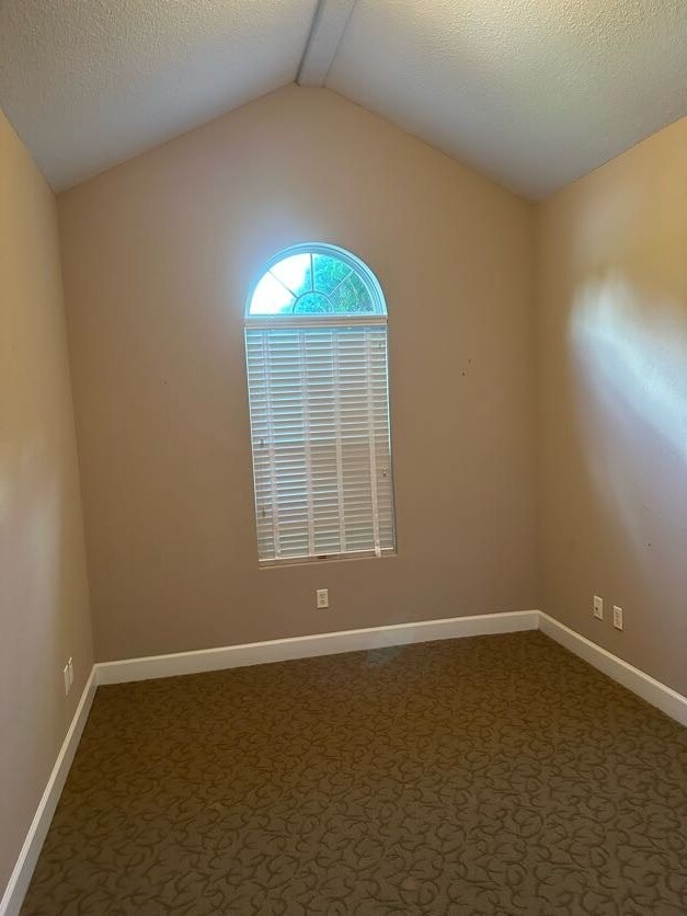 Foto del edificio - 116 Shepards Way