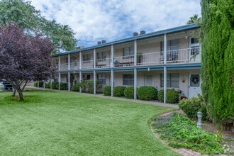 Building Photo - Edgemere Apartments