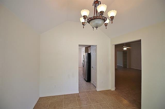 Building Photo - 809 Foxwood Ln