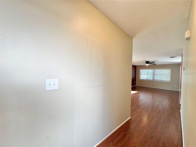 Foto del edificio - 1550 11th St NE