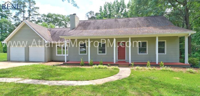 Primary Photo - Now Available! 4 bedrooms 2 baths