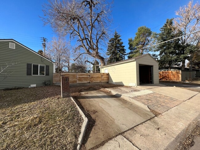 Foto del edificio - 3 bed 2 bath Harvey Park, Corner Lot