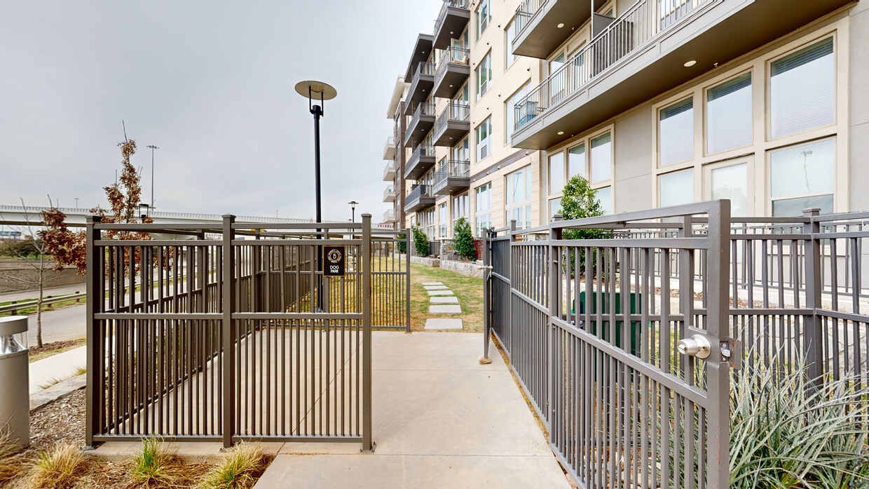 Photo - Burnett Lofts