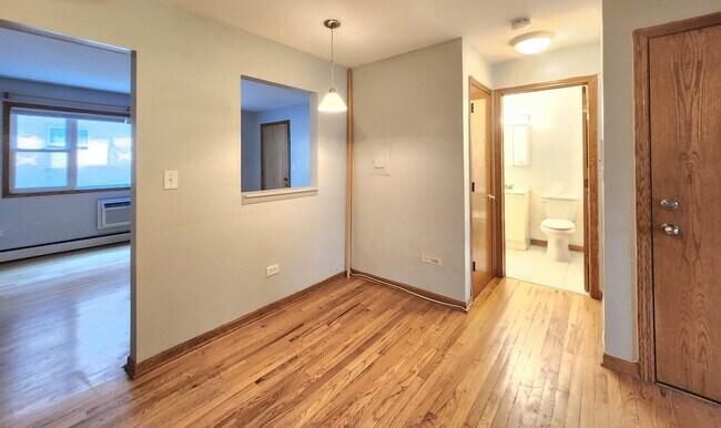 Foto del edificio - 244 S Marion St