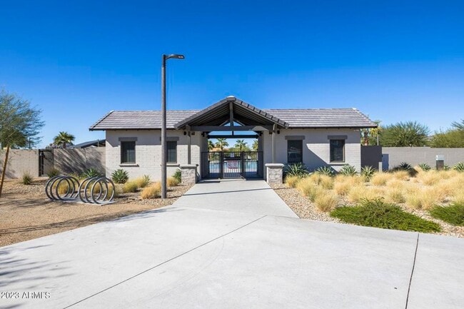 Foto del edificio - Charming Newer 3 Bed 2 Bath Single Level H...