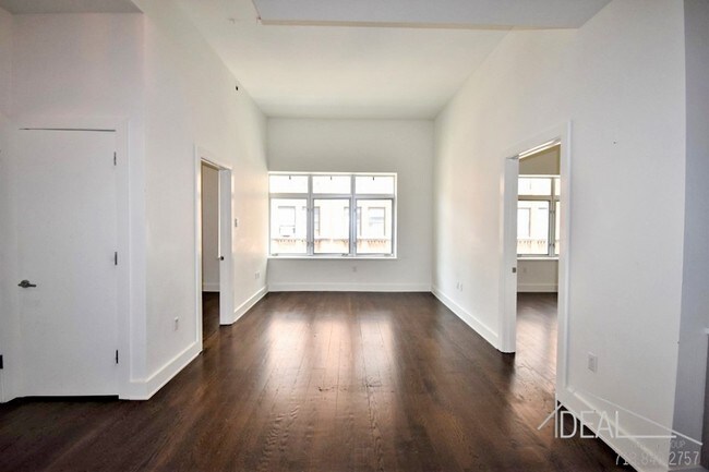 Building Photo - 68 Livingston Street #4BR