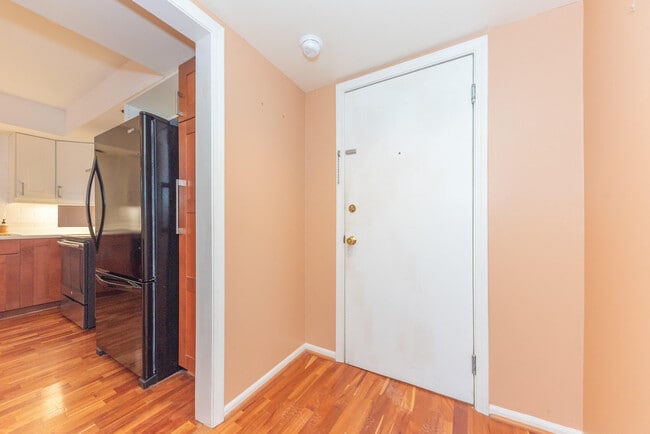 Foto del edificio - 1915 Geddes Ave