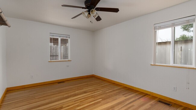 Foto del edificio - 524 A Juniper