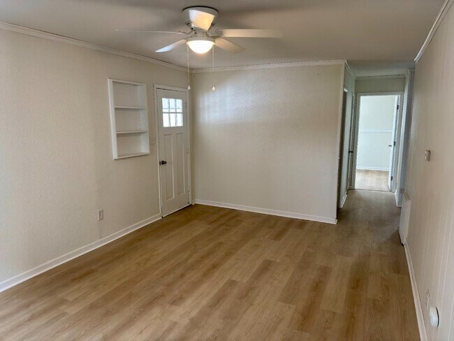 Foto del edificio - 44 Warrington Ave