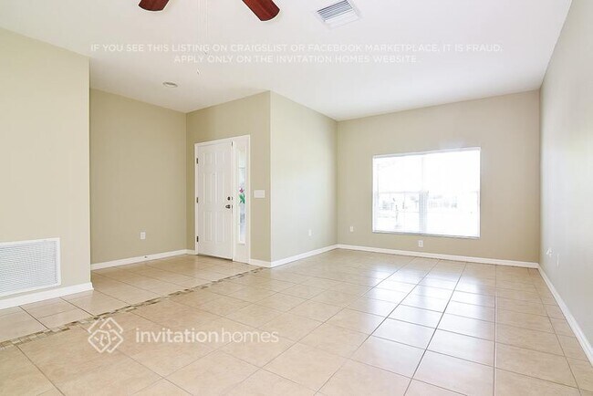 Building Photo - 6215 Desert Peace Ave