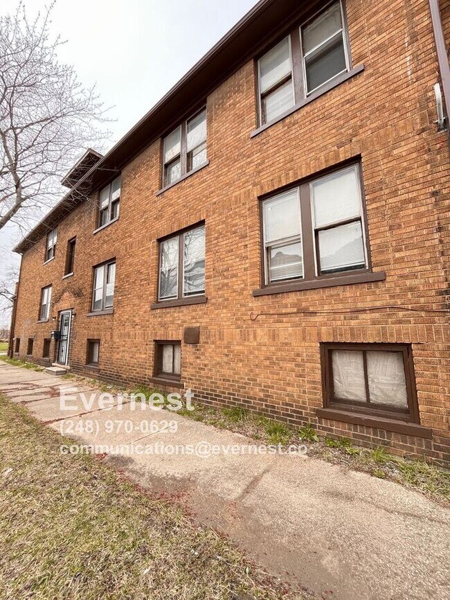 Foto del edificio - 5440 Milford St
