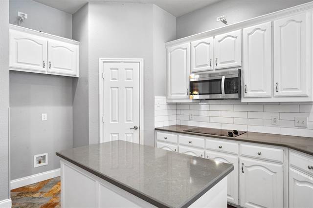 Foto del edificio - 5867 Grayco Dr