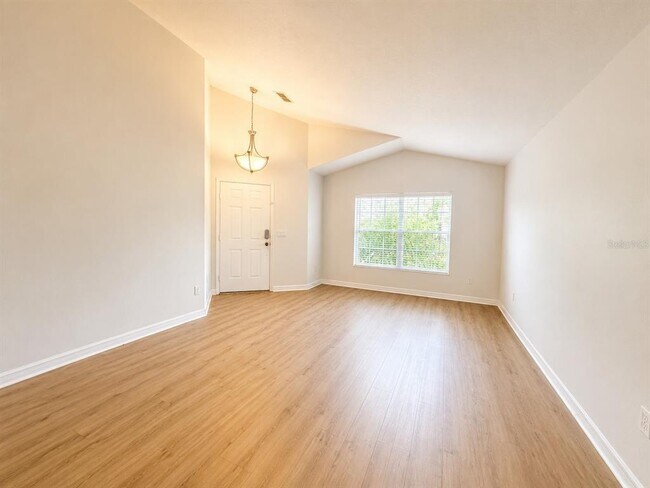 Foto del edificio - 2351 Holly Pine Cir