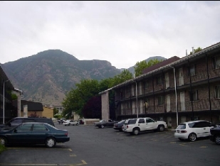 Building Photo - College Park Apartments