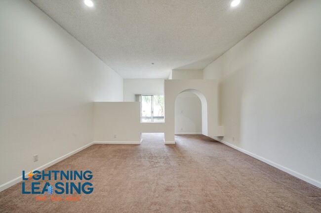 Foto del edificio - 11225-11225 Morrison St