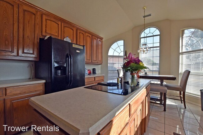 Foto del edificio - 4 br, 3.5 bath House - 26 Dolores Ct.