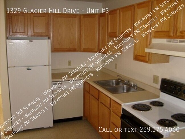 Foto del edificio - 1329 Glacier Hill Dr