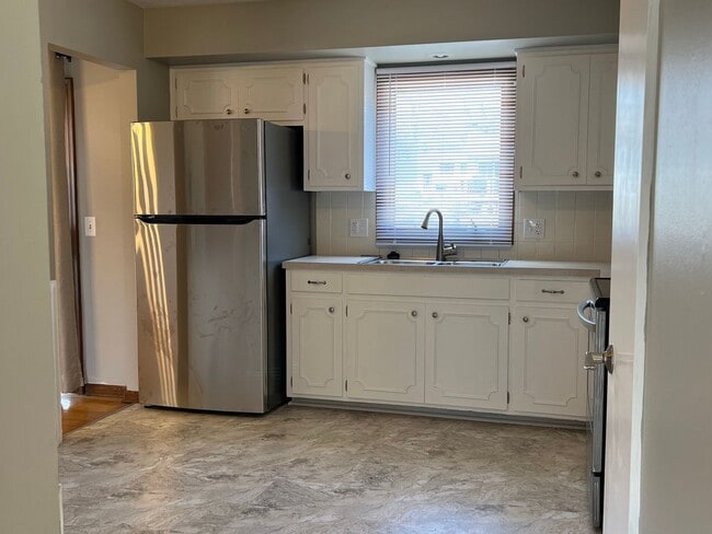 Foto del edificio - Great 3 Bedroom!!