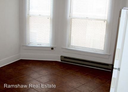 Building Photo - Studio, 1 bath Apartment - 616 W. Healey St.