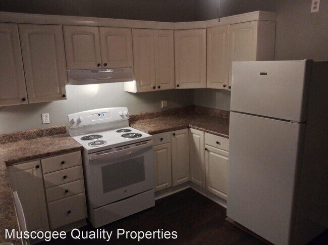 Building Photo - 2 br, 1 bath House - 4103 Althea Dr