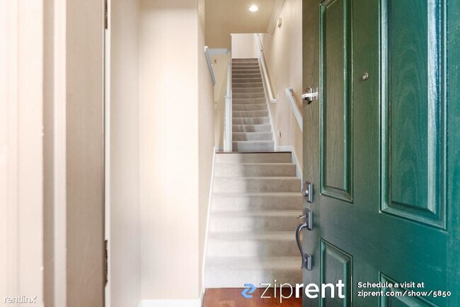 Foto del edificio - 3 br, 3 bath Townhome - 1351 McKinley Cour...