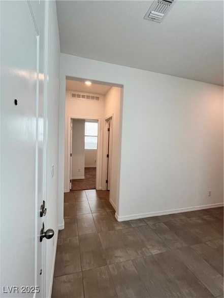 Building Photo - 7970 Texas Hls St