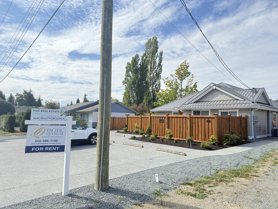 Photo principale - 249 Finholm St N