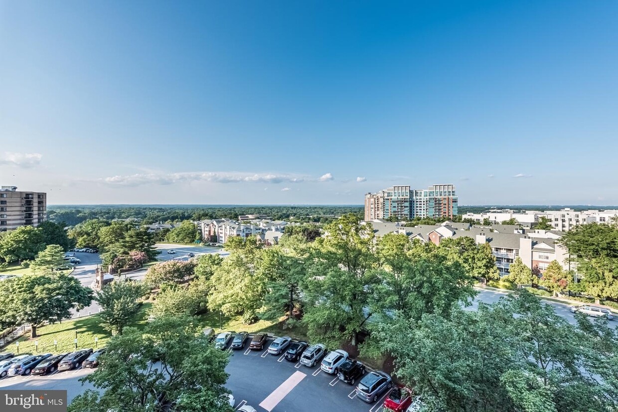 8350 Greensboro Dr Unit 722, McLean, VA 22102 Condo for Rent in