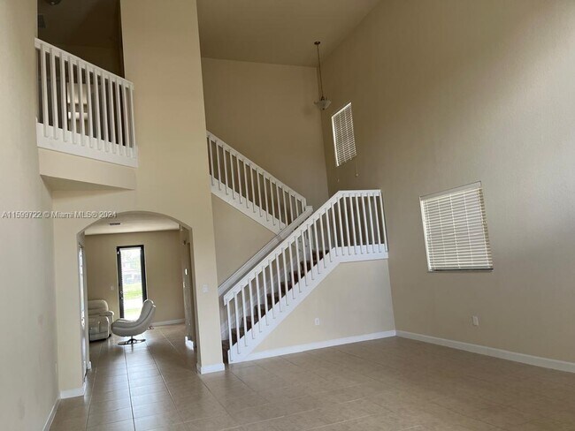 Foto del edificio - 4342 SW 164th Ct