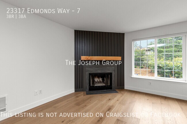 Building Photo - Beautifully Remodeled 3BD/2.5BA Edmonds To...