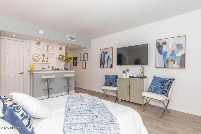 Photo - 2936 E Indian School Rd Apartment