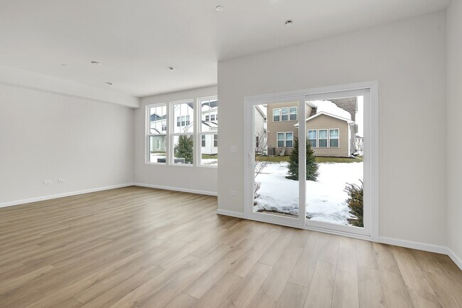 Foto del edificio - 5918 Hawkweed Dr