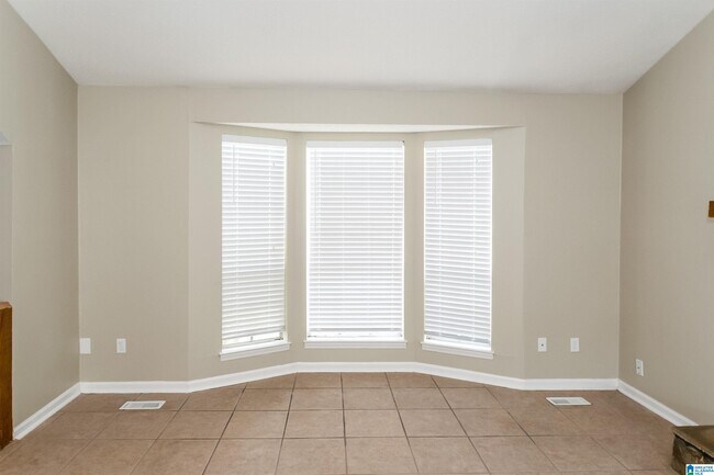Foto del edificio - 320 Willow Glen Ct
